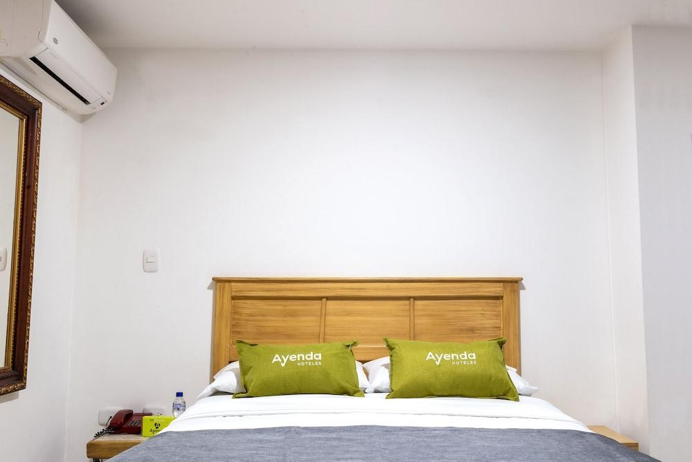 Hotel Riviera Plaza Μπουκαραμάνγκα Εξωτερικό φωτογραφία