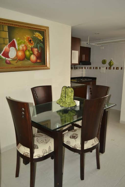 Hotel Riviera Plaza Μπουκαραμάνγκα Εξωτερικό φωτογραφία